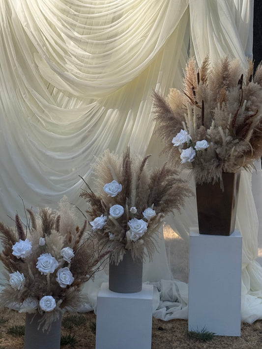 Wildest Dreams Urns (4)