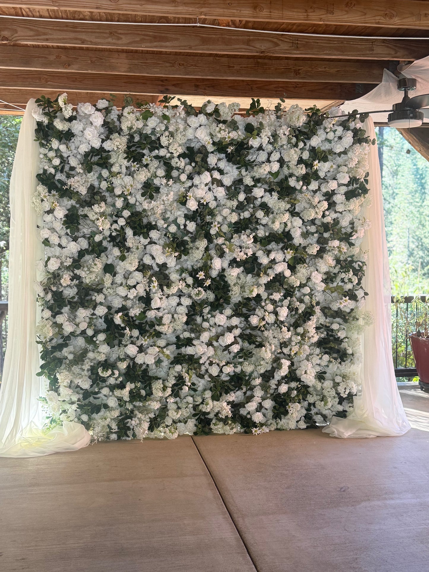 Daydream Flower Wall