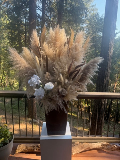 Wildest Dreams Urns (4)