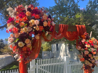 Evermore Arch Adornment