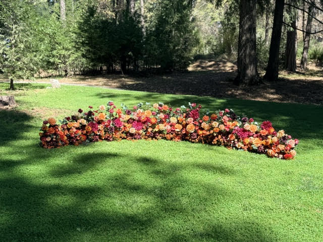 (12) Evermore Aisle Flowers