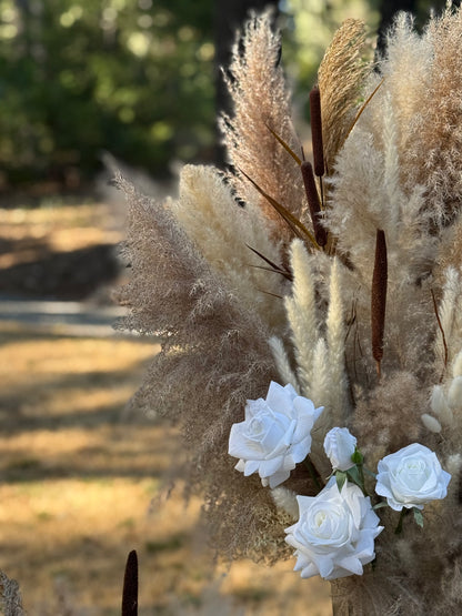 (4) Wildest Dreams Urns